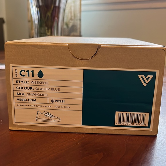 Kids Vessi Shoes - Picture 4 of 4